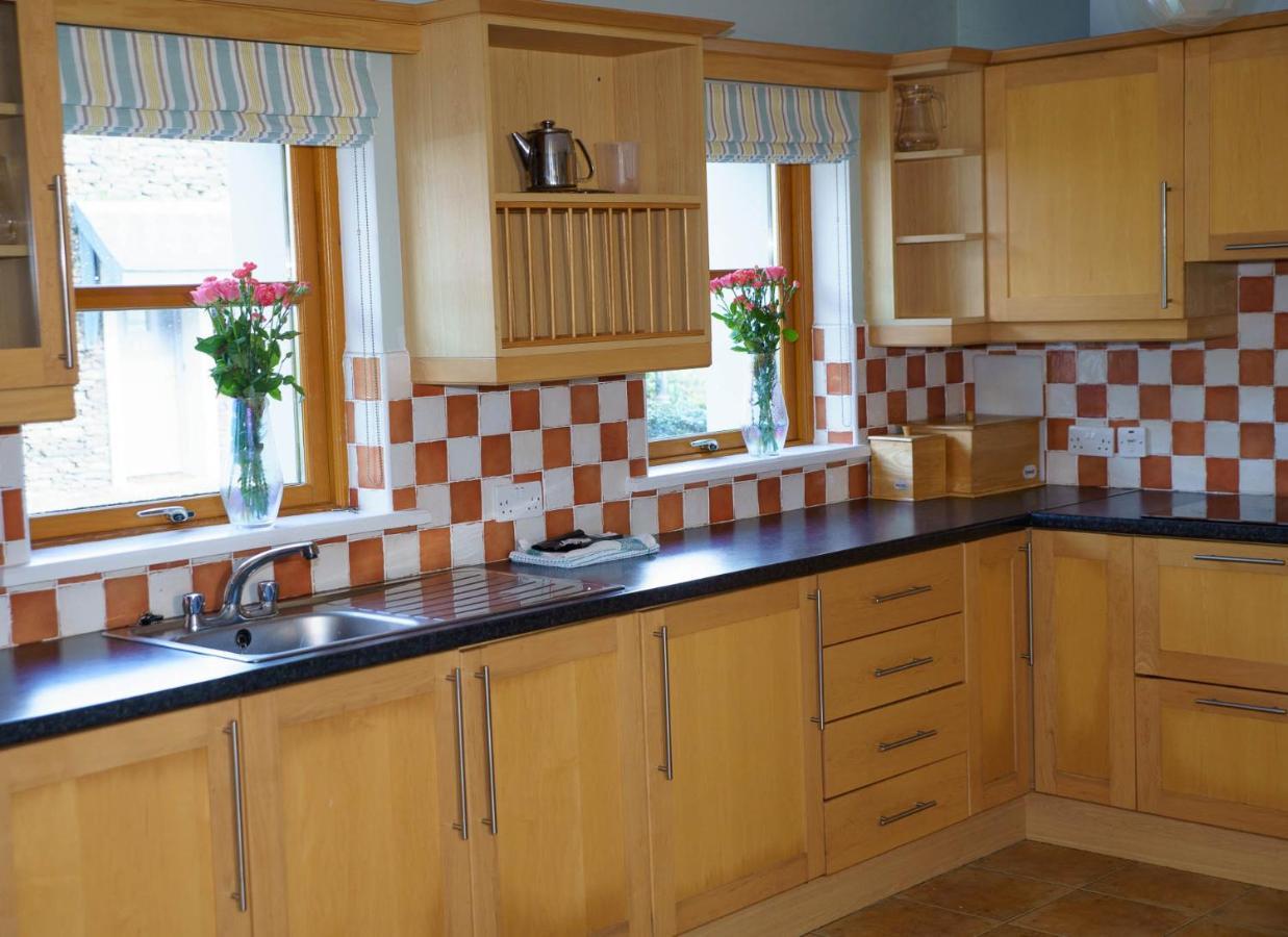 Dingle Courtyard Holiday Homes 3 Bed By Trident Holiday Homes Buitenkant foto