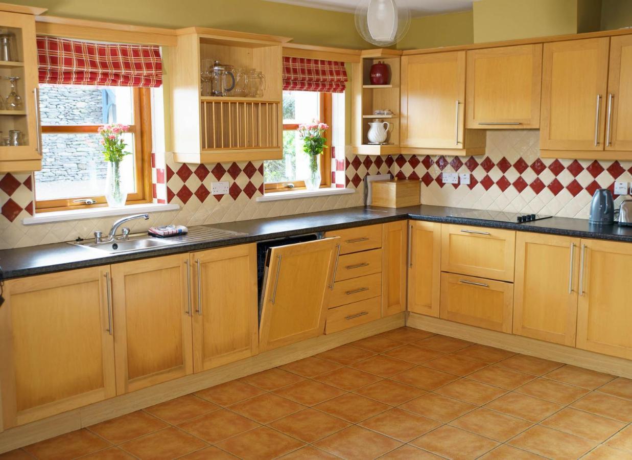 Dingle Courtyard Holiday Homes 3 Bed By Trident Holiday Homes Buitenkant foto