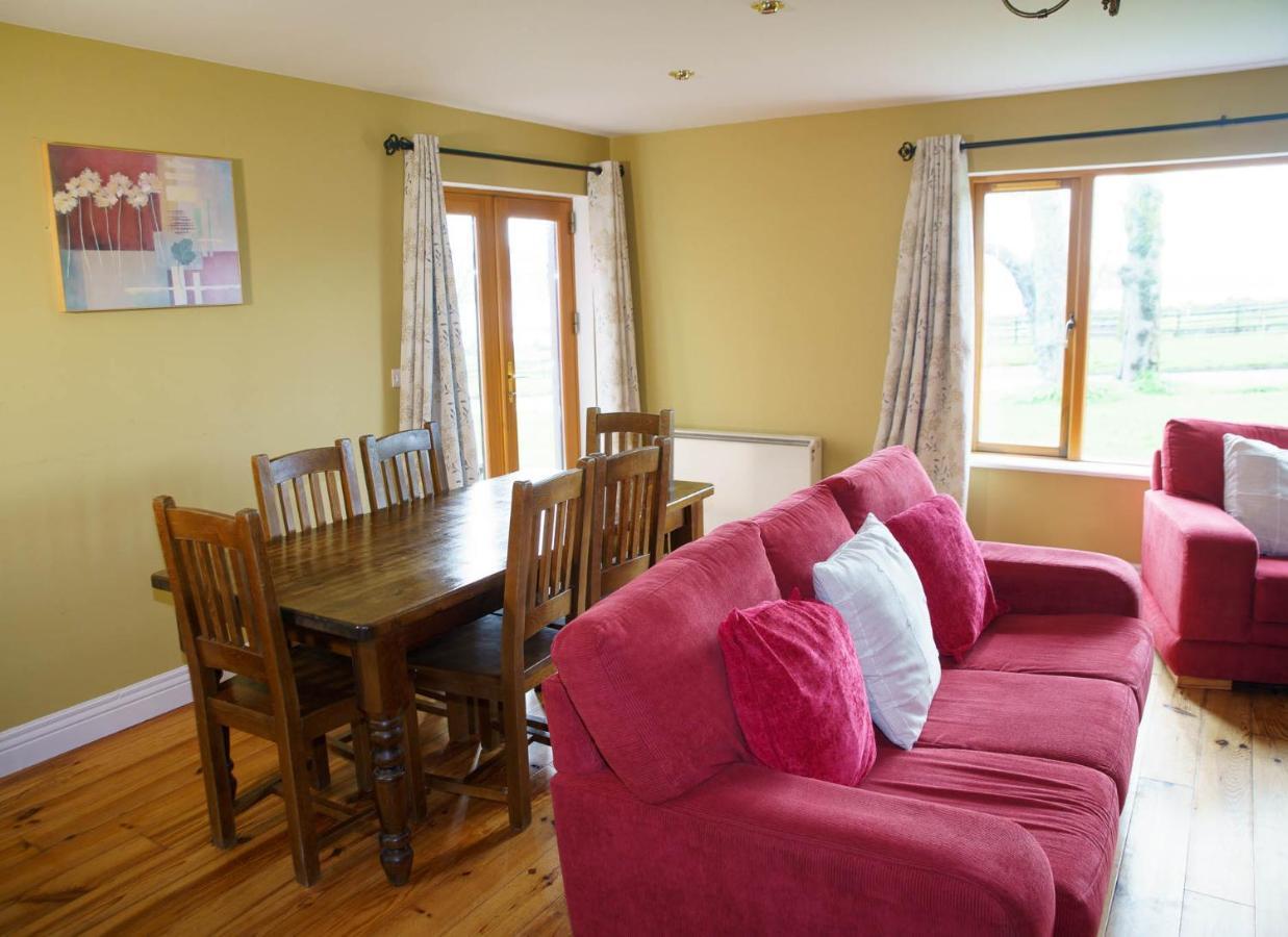 Dingle Courtyard Holiday Homes 3 Bed By Trident Holiday Homes Buitenkant foto