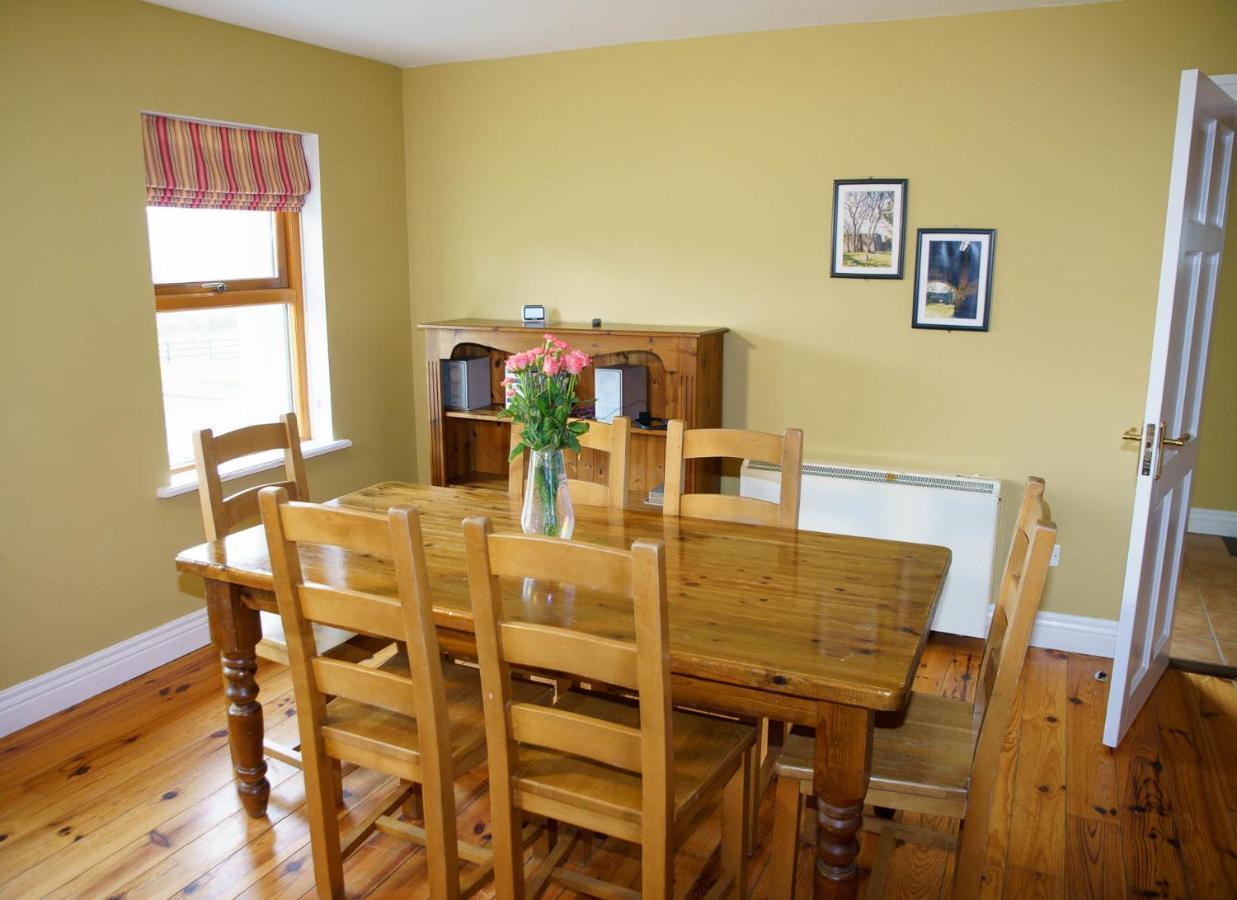 Dingle Courtyard Holiday Homes 3 Bed By Trident Holiday Homes Buitenkant foto