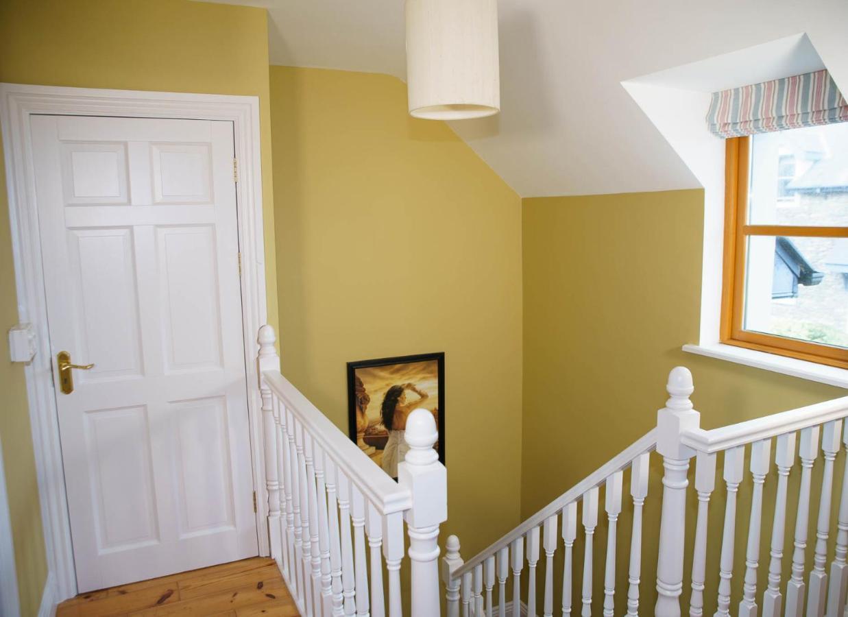 Dingle Courtyard Holiday Homes 3 Bed By Trident Holiday Homes Buitenkant foto
