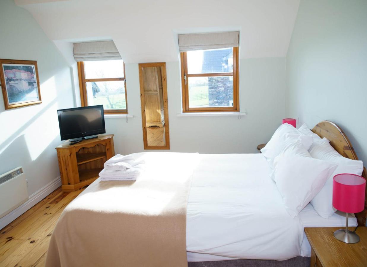 Dingle Courtyard Holiday Homes 3 Bed By Trident Holiday Homes Buitenkant foto